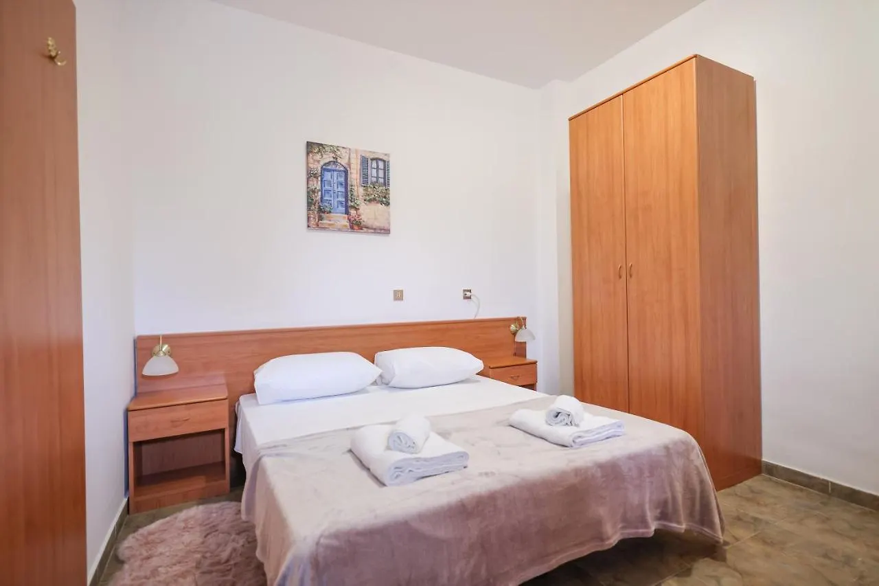 Rooms Leo Zadar