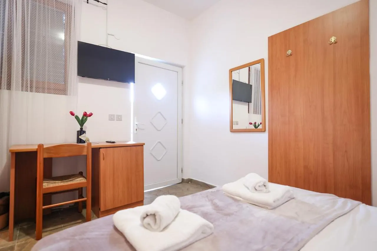 Rooms Leo Zadar Guest house