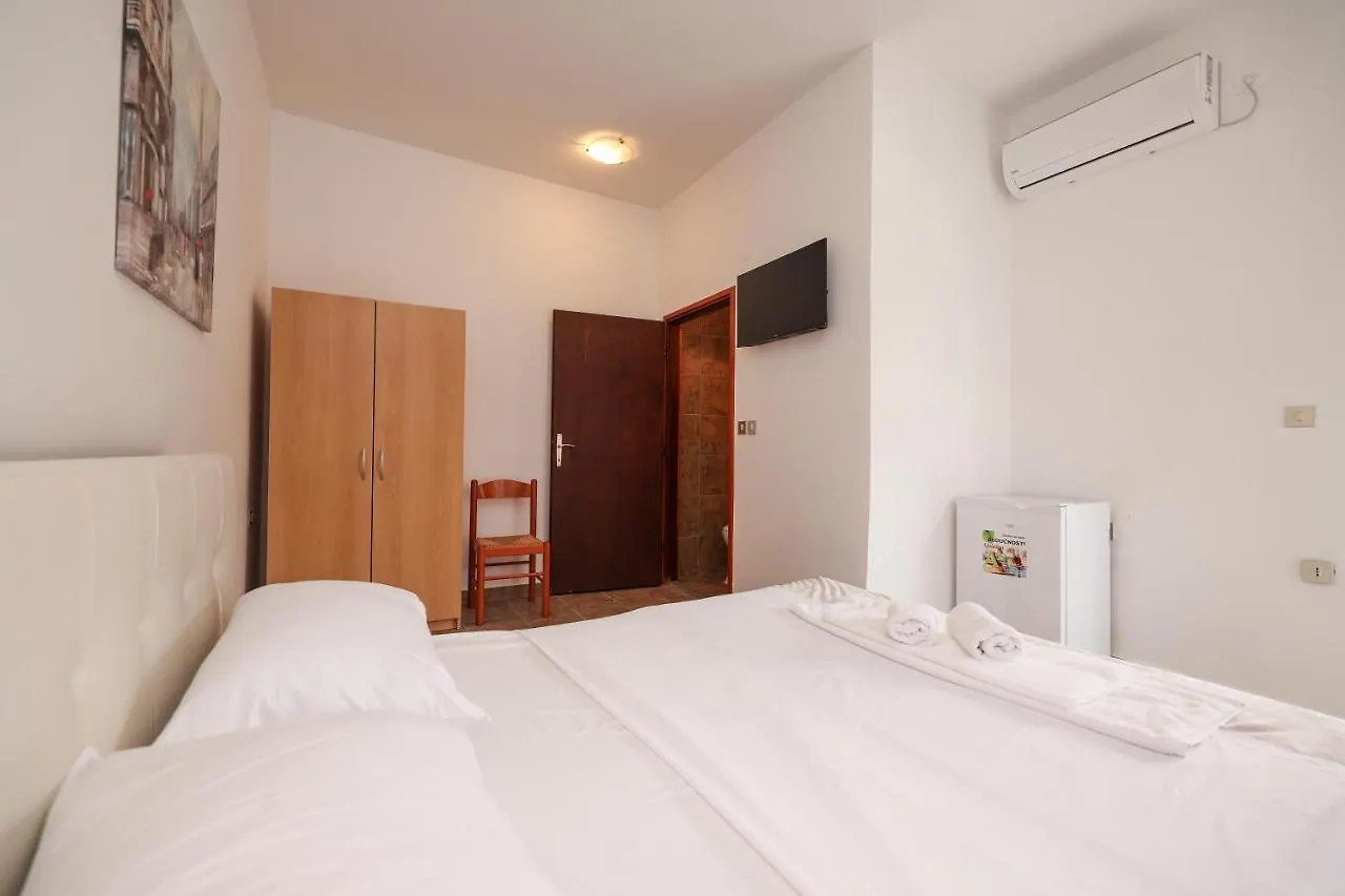 Rooms Leo Zadar Penzion