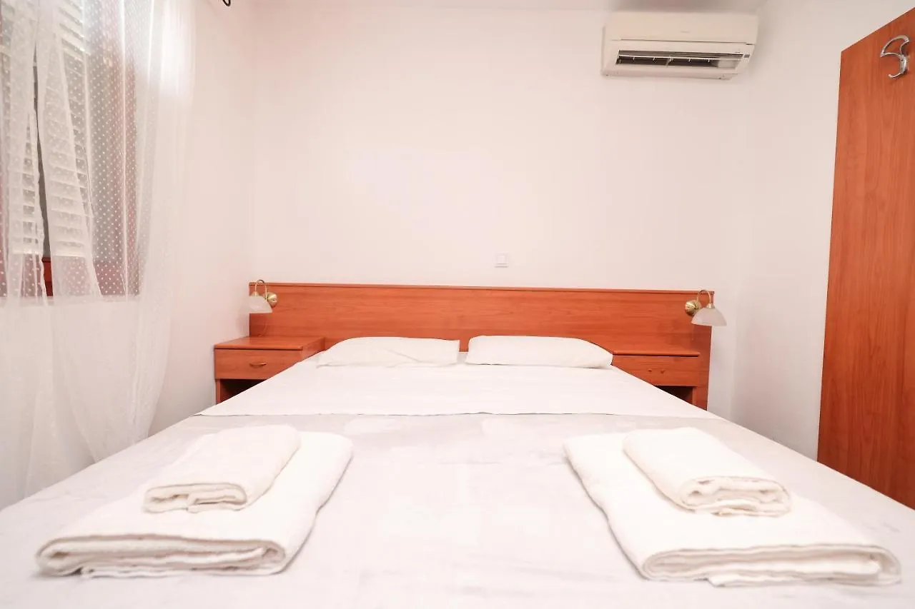 Rooms Leo Zadar Penzion