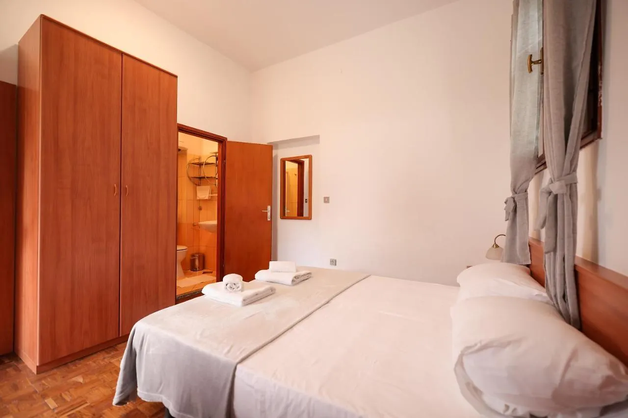 Rooms Leo Zadar Penzion